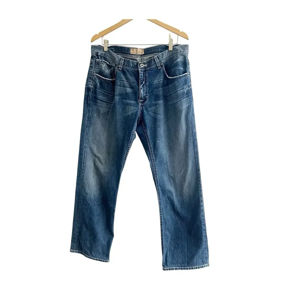 BKE Derek Jeans Mens 35 X 32 Distressed Thick Stitch Whiskered Cowboy Rodeo EUC